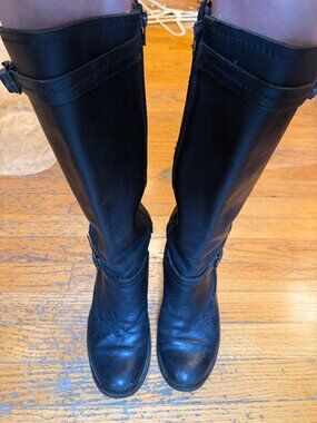 FRYE Carmen 14L black zipper boots